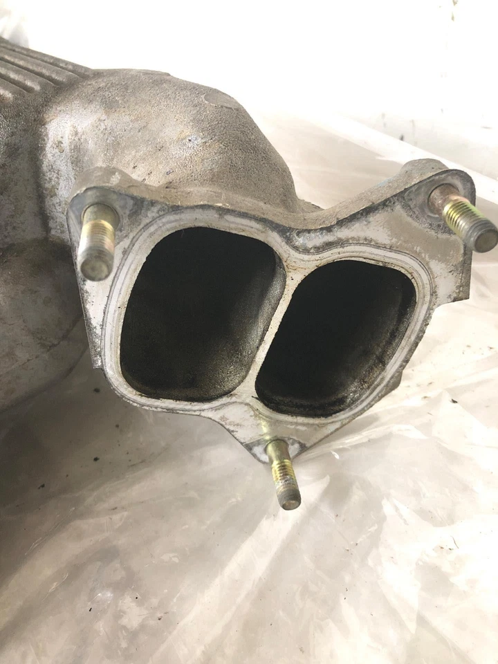 Toyota Sienna 2001-2003 colector de admisión superior de 6 cilindros (motor 3,0 L 1 MZFE) Foto 3 de 4