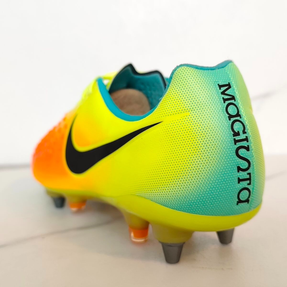 NIKE MAGISTA OPUS II SG-PRO 844597-708 uk 6,5 us 7,5 eu 40,5 NIKE MAGISTA OPUS II SG-PRO 844597-708 uk 6,5 us 7,5 eu 40,5