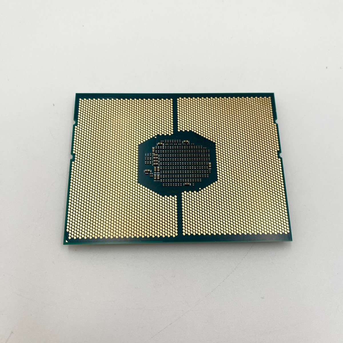 Intel Xeon Platinum 8268 Server Processor (2.9 GHz, 24 Cores