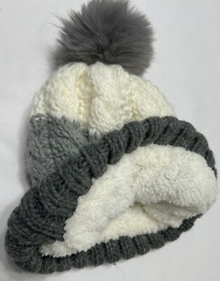 Xetra Cable Colorblock Cuff Hat With Faux Fur Pom | eBay display picture 2