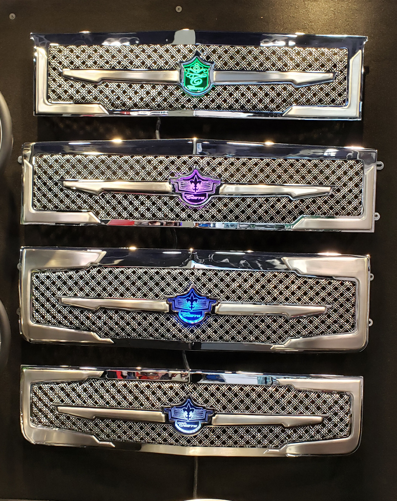 2011-2014 Chrysler 300 300C chrome mesh grille triple weave Tiarra Bentley grill