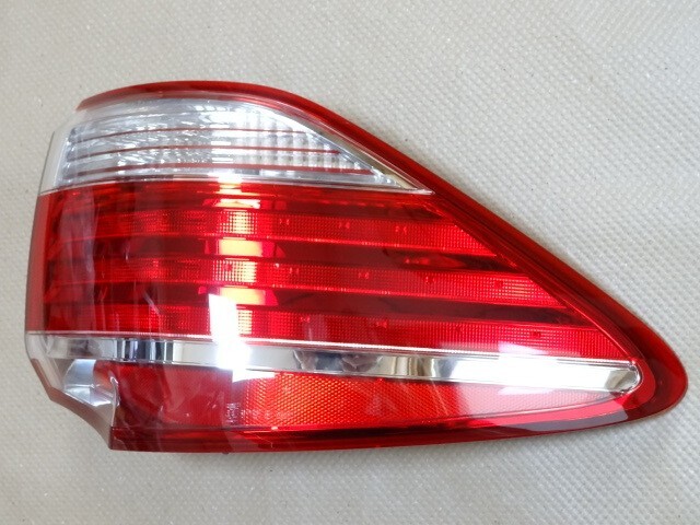 OEM Toyota Crown Royal Saloon GRS200 Kouki Tail Light Lamp RH