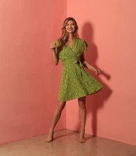 NWT London Times Women's Batwing Flutter Sleeve Fit & Flare Dress - Size 6