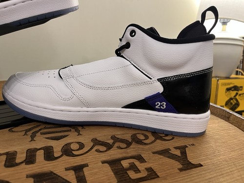 Nike Air Jordan Fadeaway White Black Grape Basketball Shoes AO1329-100 Men’s 8.5 - Picture 2 of 9