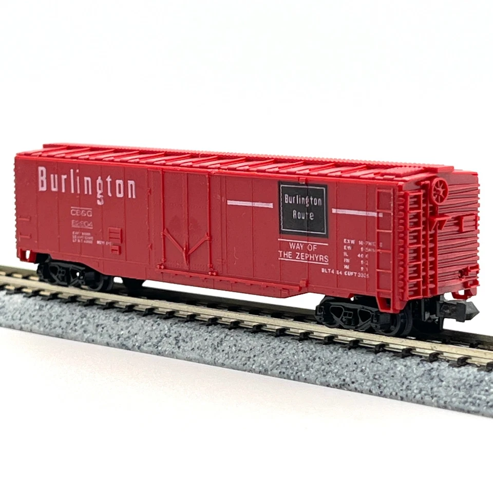 Model Power Lima N Scale 7013 Burlington Route 50ft Plug Door Boxcar CB&Q 62904 - Image 2 of 4