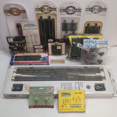 Bachmann Atlas HO Scale New Tracks & Accs Lot 9'' + 2.25'' + 3'' #6 Crossover, Figs