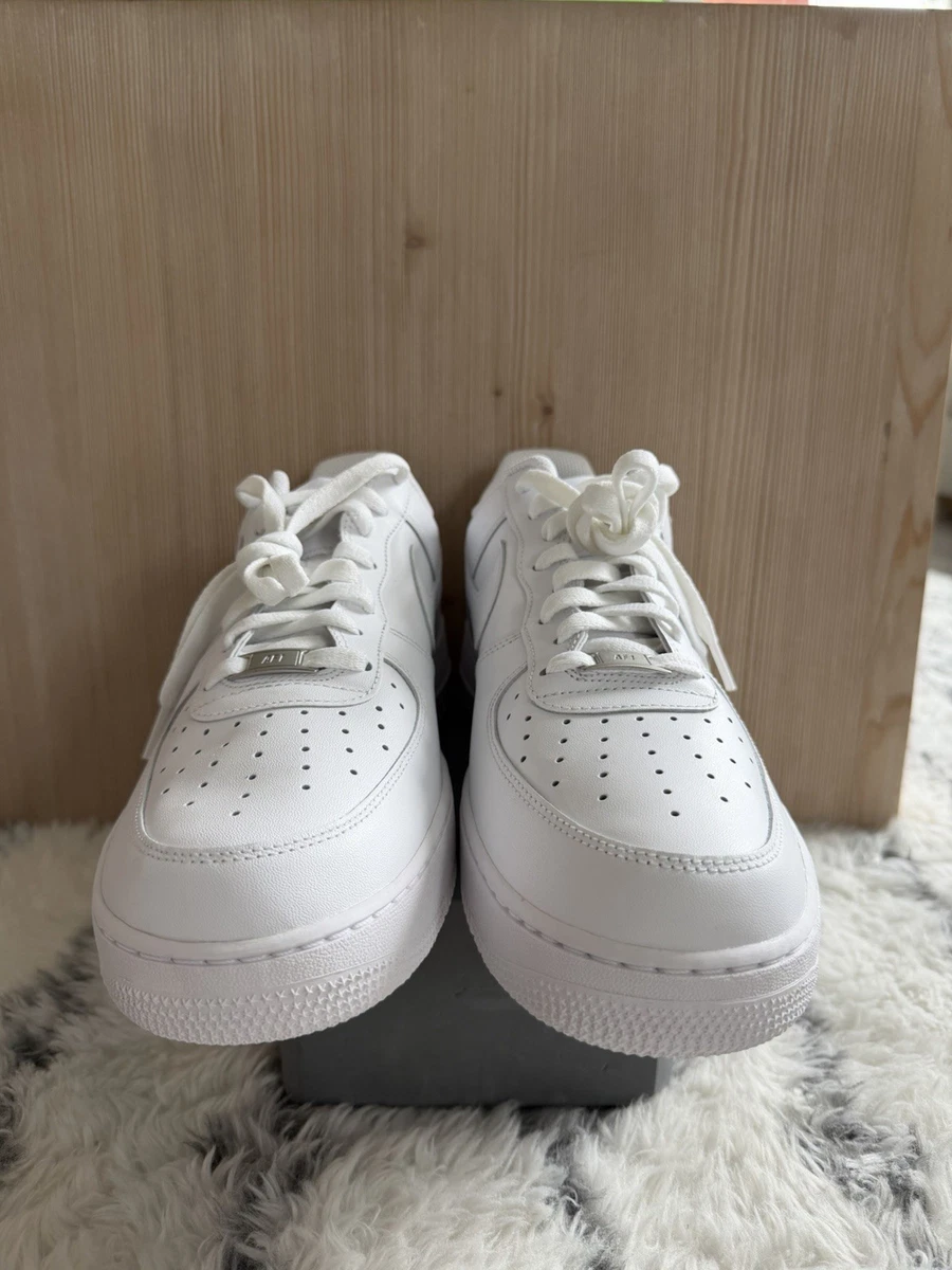 Preços baixos em Nike Travis Scott x Air Force 1 Utopia | eBay