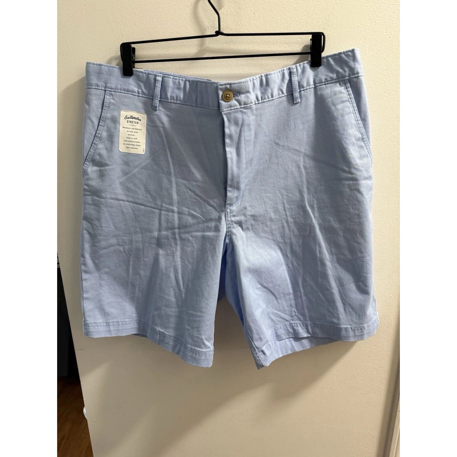 Izod Men's Light Blue Flat Front Shorts Size 40