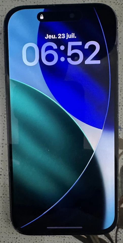 Apple iPhone 15 Pro · 128GB, photo 2 sur 5