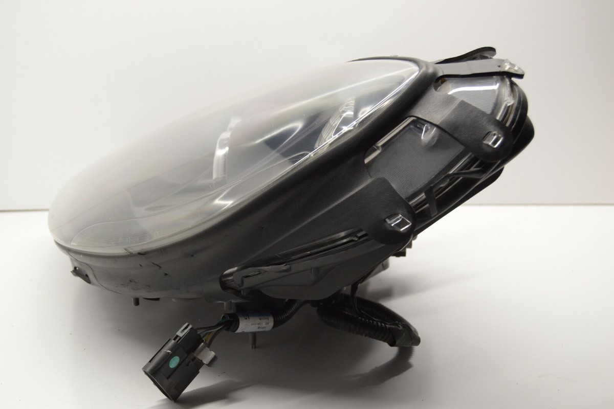 2005-2013 Chevy Corvette LH Driver Side Xenon Headlight 20789677  