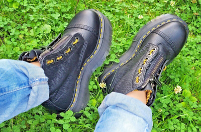 Dr. Martens Sinclair Max schwarz 27358001 Echtleder Damen Plateau Stiefelette