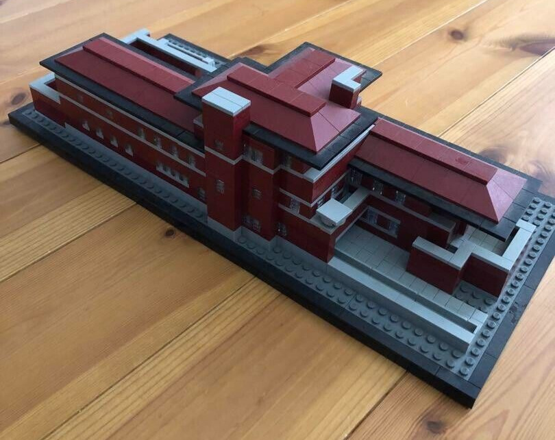LEGO Architecture Robie House 21010 No Box Used