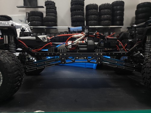 RC 1/10 CNC Aluminum Lift Kit & Link For CEN Racing Ford F250 Truck (Black) - Picture 8 of 40