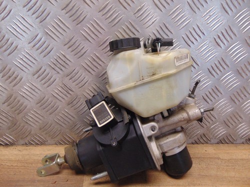 Mercedes Benz E-Klasse W211 S211 Bremskraftverstärker A2114300302