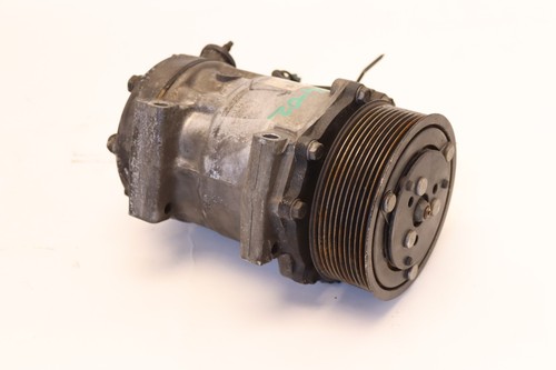 08-18 INTERNATIONAL DURASTAR 4300 AC AIR CONDITIONER COMPRESSOR FLT4347Q OEM