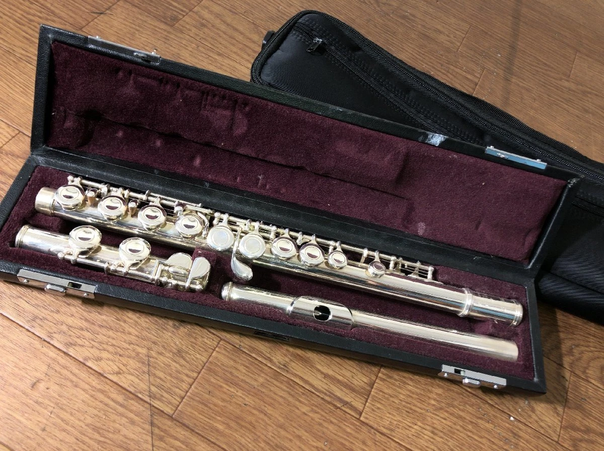 YFL-411 YAMAHA Flute Silver with Case Wind Instruments Used #130
