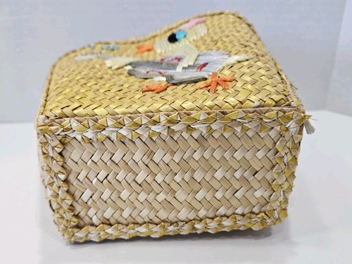 Vtg Woven Straw Purse Tote Easter Gift Basket Duck Playing Guitar Chick 🐥 CUTE - Picture 5 of 7