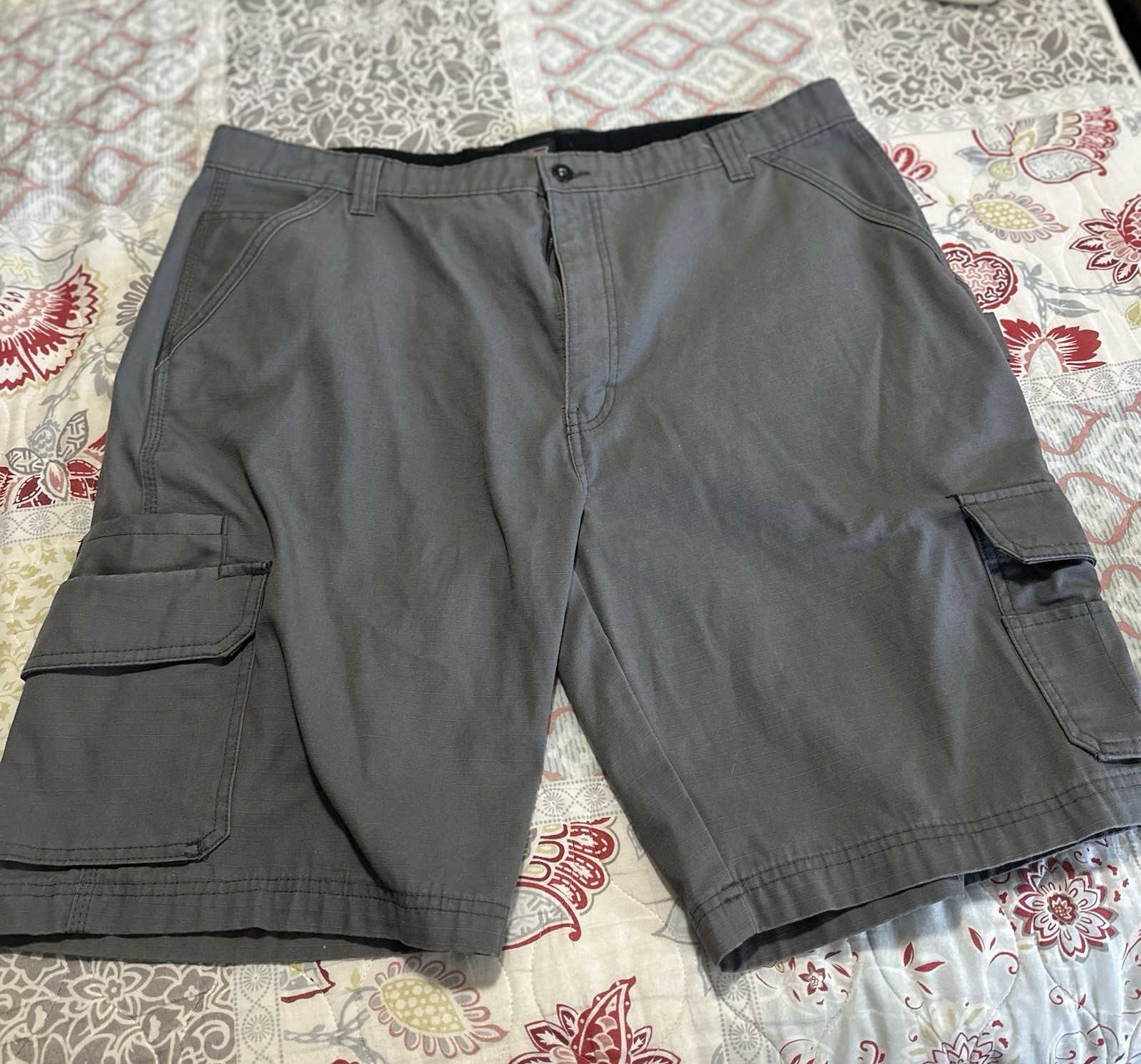 Dickies Men's Gray Cargo Shorts Cotton Polyester Flat Front Pockets Casual 40
