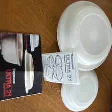 Tupperware Ultra 21 Ovenware Casseroles 2 Qt & 20 oz with lids and instructions 