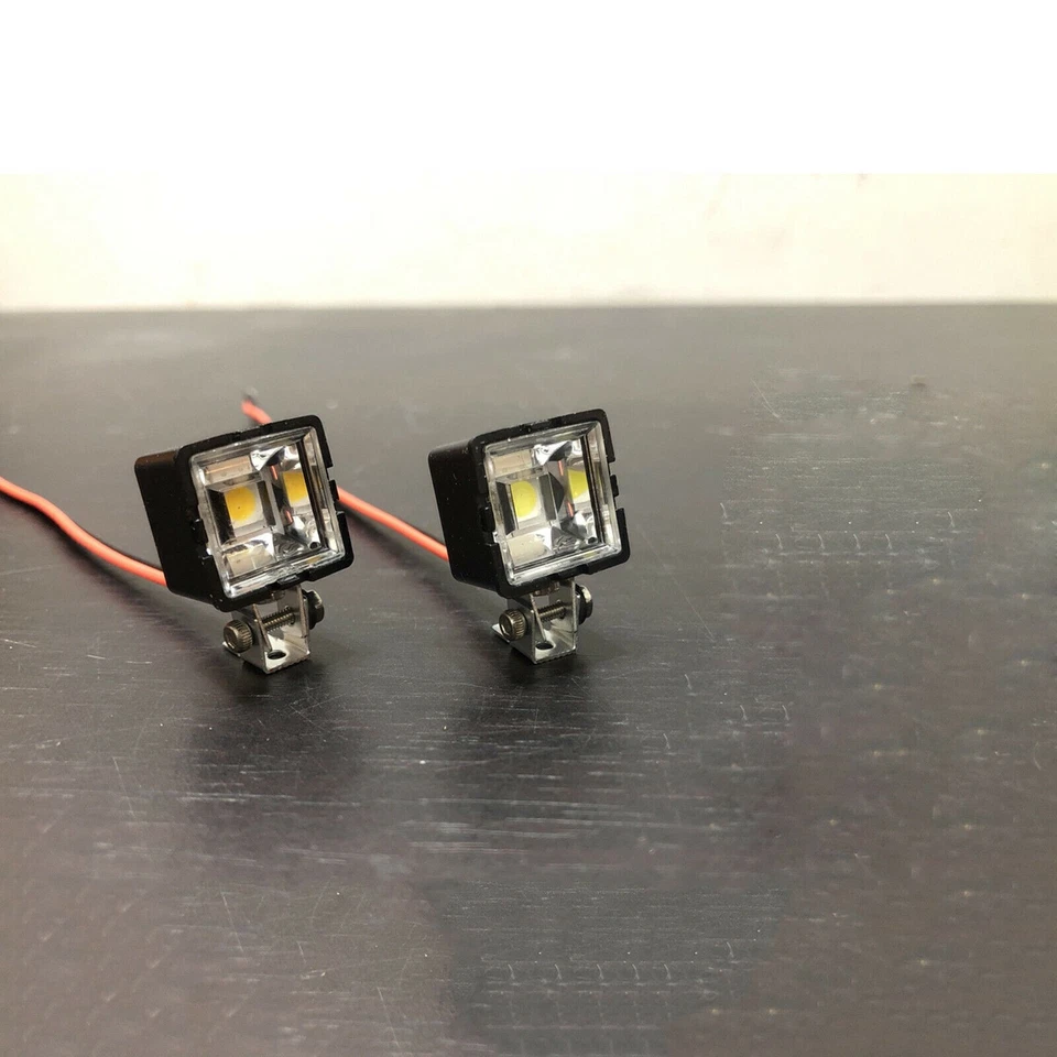 Simulierter LED Scheinwerfer für Axial SCX10 TRX4 D90 TF2 Tamiya CC01 RC Crawler - Bild 4 von 4