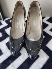 Vintage Saks Fifth Avenue Black Patent Leather Pumps Fenton Last S 7.5, PreOwned