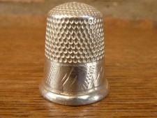 A nice Antique James Fenton Thimble Hallmarked silver Birmingham 1907