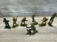 Vintage Plastic WW2 Soldier Figure Lot Of 7 Items