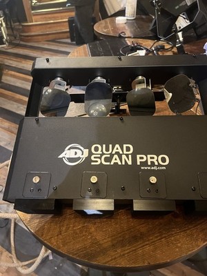 ADJ Quad Scan Pro RGBW LED Scanner Effektlicht - DMX, Sound aktiv, getestet 