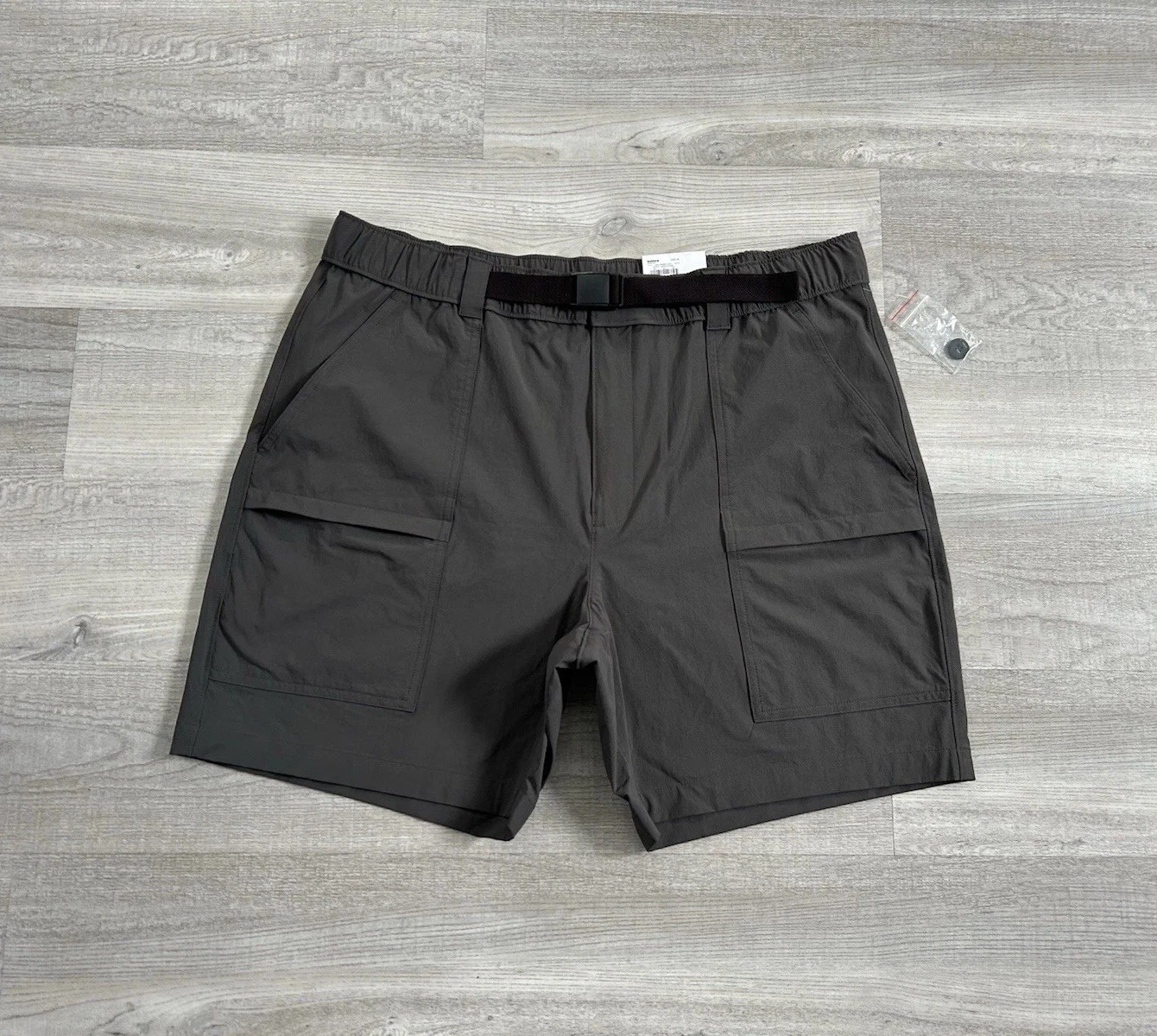 Sonoma Outdoor Cargo Shorts Dark Gray Nylon & Spandex Quick Dry Mens Size 40 NEW