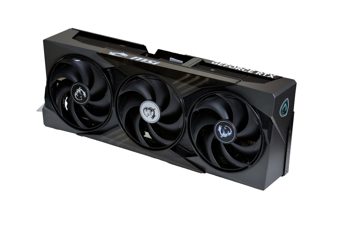 GEFORCE RTX 5090 MSI GamingTrio ジャンク品 MSI GeForce RTX 5090 32G GAMING TRIO OC (parts only) | eBay