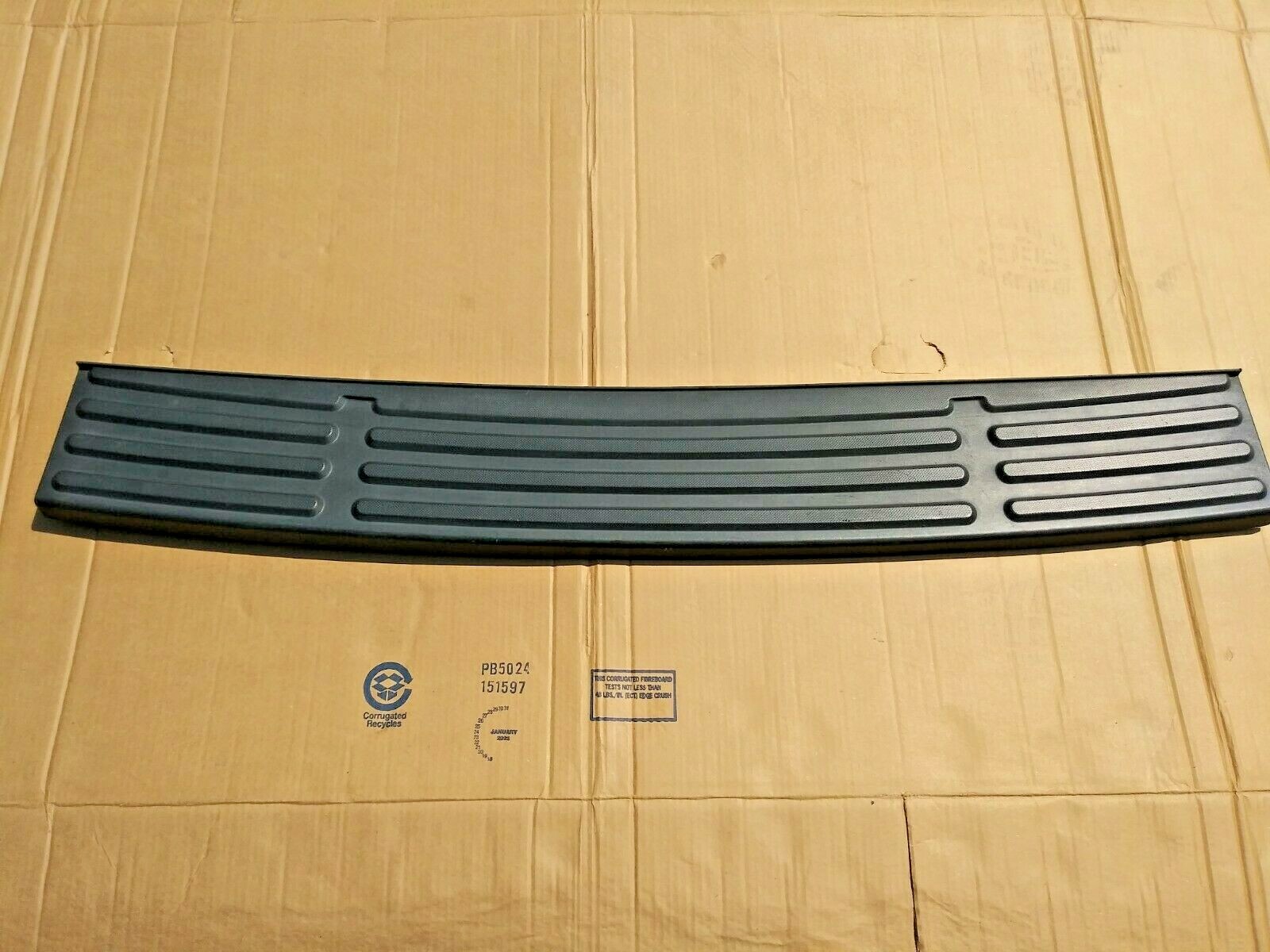 2011-2017 Ford Expedition Rear Step Pad 7L1Z-17B807-A OEM | eBay