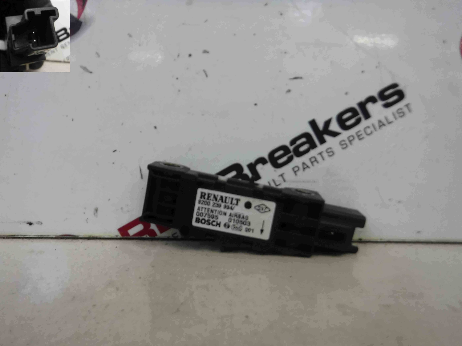 Renault CLIO Mk2 2001-2006 Airbag Impact Sensor 8200239994 for  