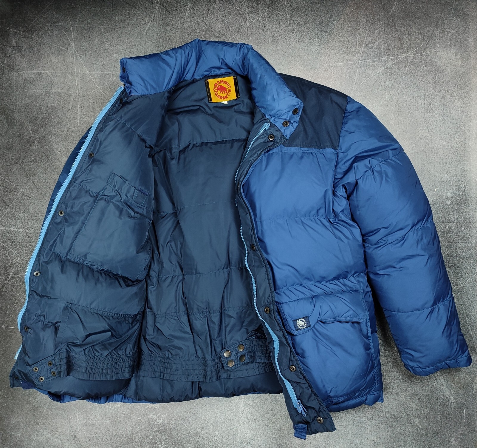 ¡Raro! Chaqueta acolchada de colección Mammut Garantie años 80 años 90 para hombre azul oscuro talla L