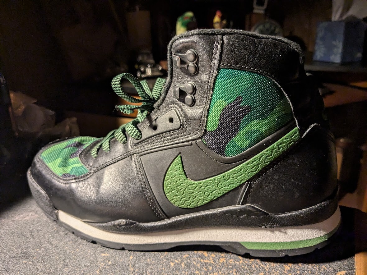 Nike Air Baltoro Hiking Shoes Boots 311093-031 Mens Sz 9  display picture 2