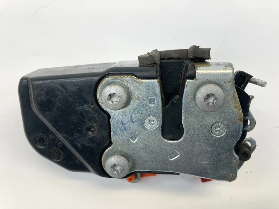 05-10 Chrysler 300 05-08 Dodge Magnum atuador de trava de porta lateral esquerda frontal - Imagem 3 de 4