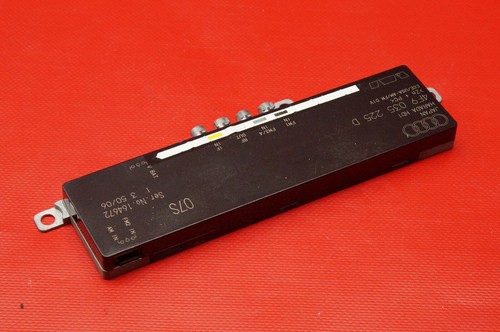 Audi A6 4F C6 Avant Antennenverstärker Antenne 4F9035225D hinten links /FA1