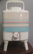 Enfriador de agua raro vintage.Enfriador de picnic/camping,enfriador retro años 60.Mesa