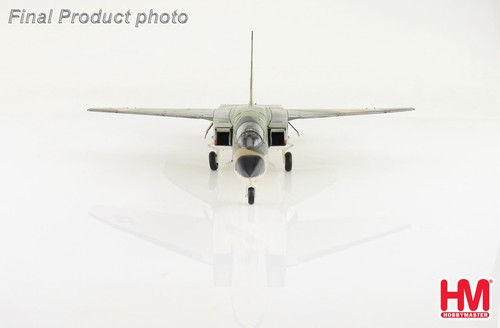 HA4706 1/72 North American RA-5C Vigilante USN SEA Camo RVAH-13 USS Kitty Hawk - Picture 5 of 8
