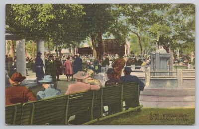 1945 Postcard Williams Park St Petersburg Florida FL