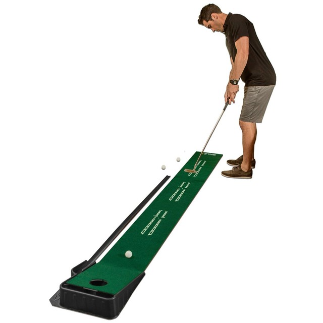 green golf mat
