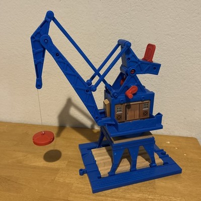 Wooden Railway Melissa Doug Swivel & Lift Magnetic Crane Thomas Brio Compatible