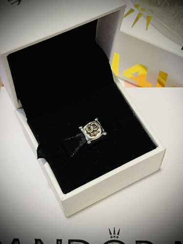 Authentic Pandora Romantic Union Diamond Wedding Rings On A Pillow Charm 790549D - Picture 3 of 10