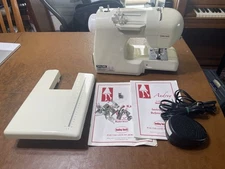 Babylock BL67 Sewing Machine With Accessories