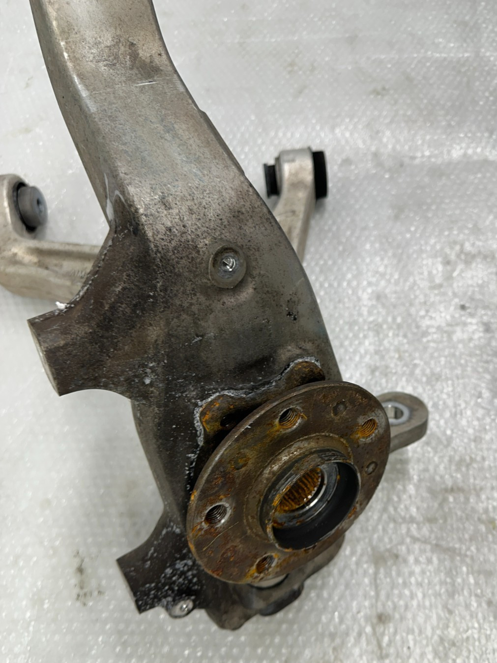 Maserati Levante 2017-2020 Front Left Control arm