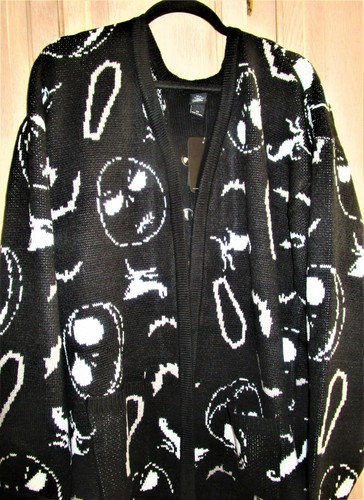 CHRISTMAS CARDIGAN PRISTINE 