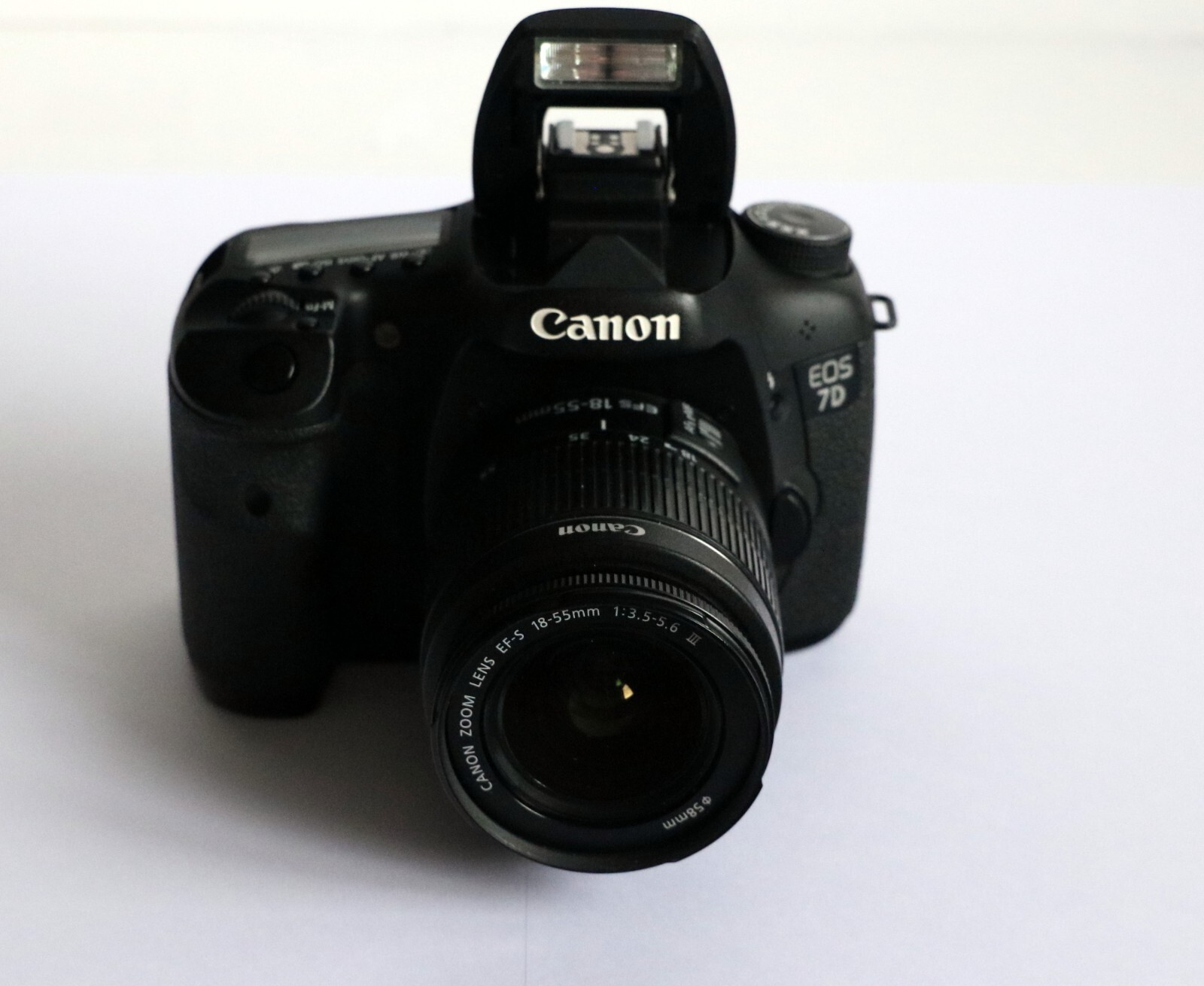 Canon EOS 7d 18.0mp DSLR Camera 2 Lens Bundle Kit Lens and a 80200mm