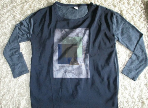 schwarze T-Shirt von *UpFashion* (Größe: L / B: 60cm L: 66cm A: 50cm)