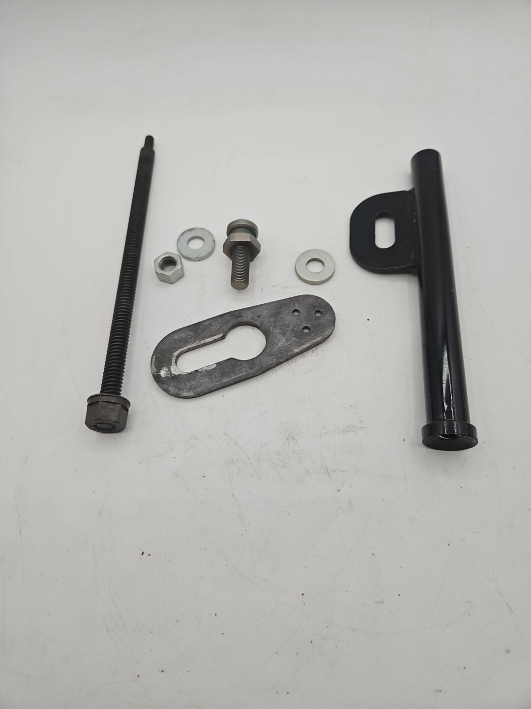BENTLEY-KIT CARRIER SPARE WHEEL (RH3016)