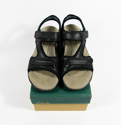 clarks shoes clearance uk