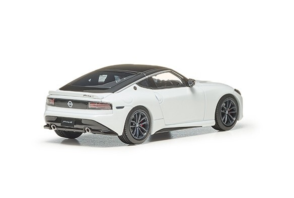 1/43 2023 Nissan Fairlady Z Prism White Super Black Limited